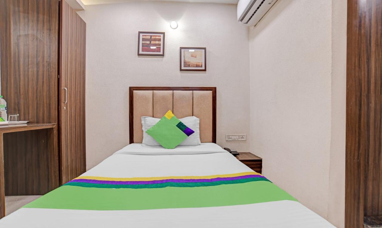 Treebo Trend Royal Galaxy Park Hotel Indore Buitenkant foto