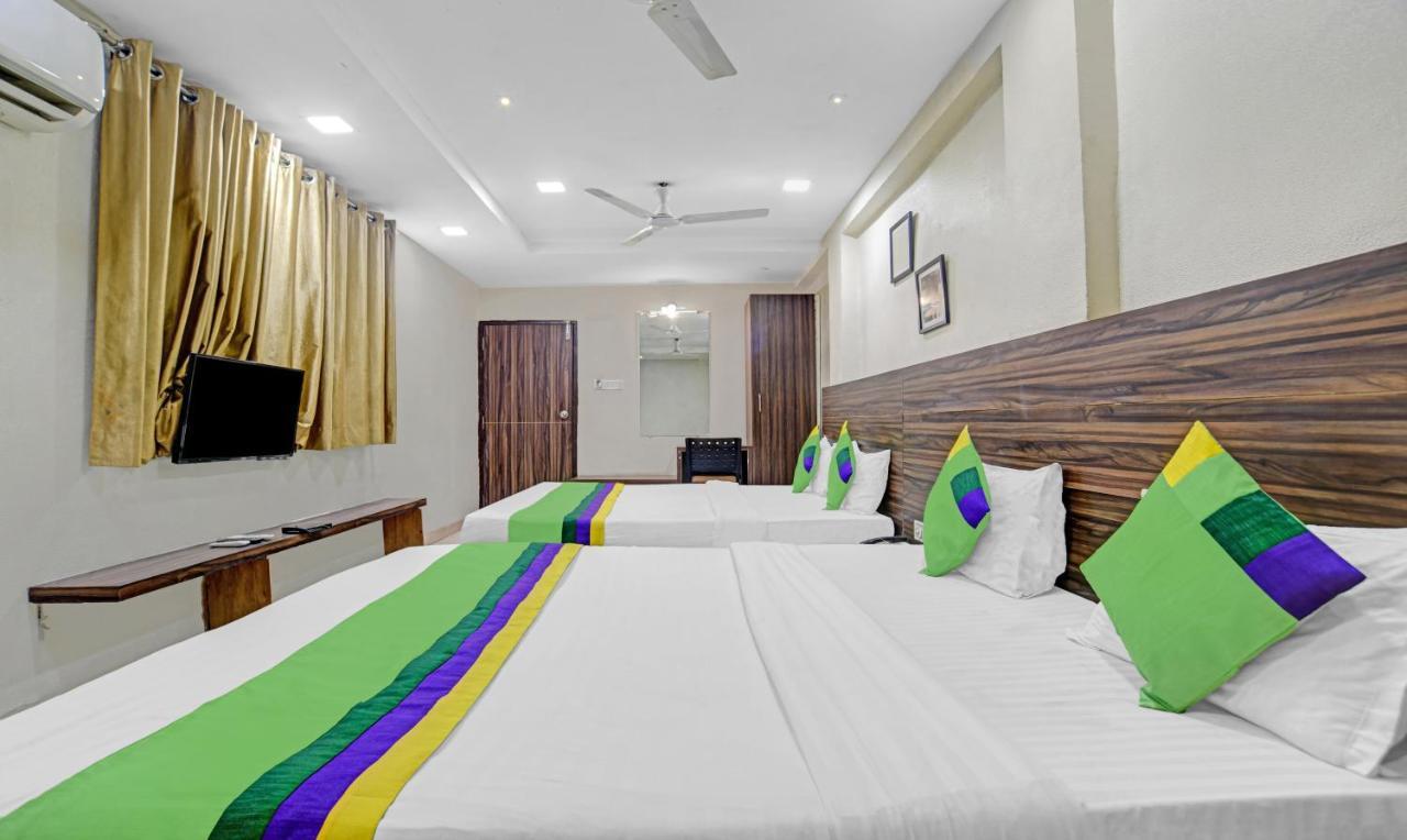 Treebo Trend Royal Galaxy Park Hotel Indore Buitenkant foto